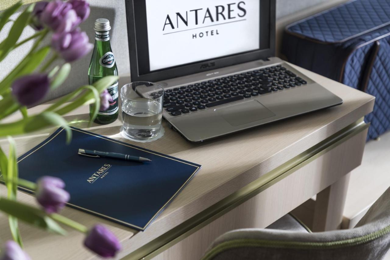 Antares Hotel Гдыня Экстерьер фото